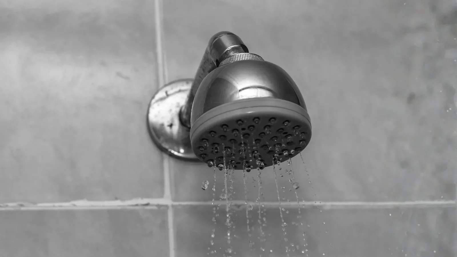Chuveiro sem pressão em uma residência