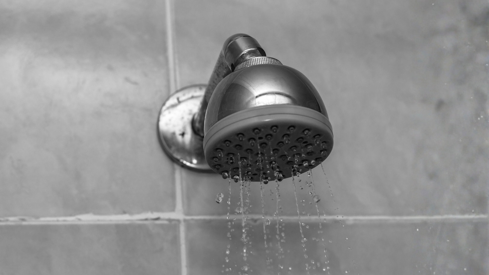 Chuveiro sem pressão em uma residência